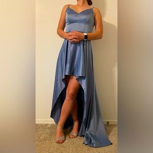 Beautiful periwinkle high-low dress! Size 3/4